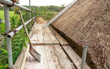 advantages of Hollocombe thatch roofing